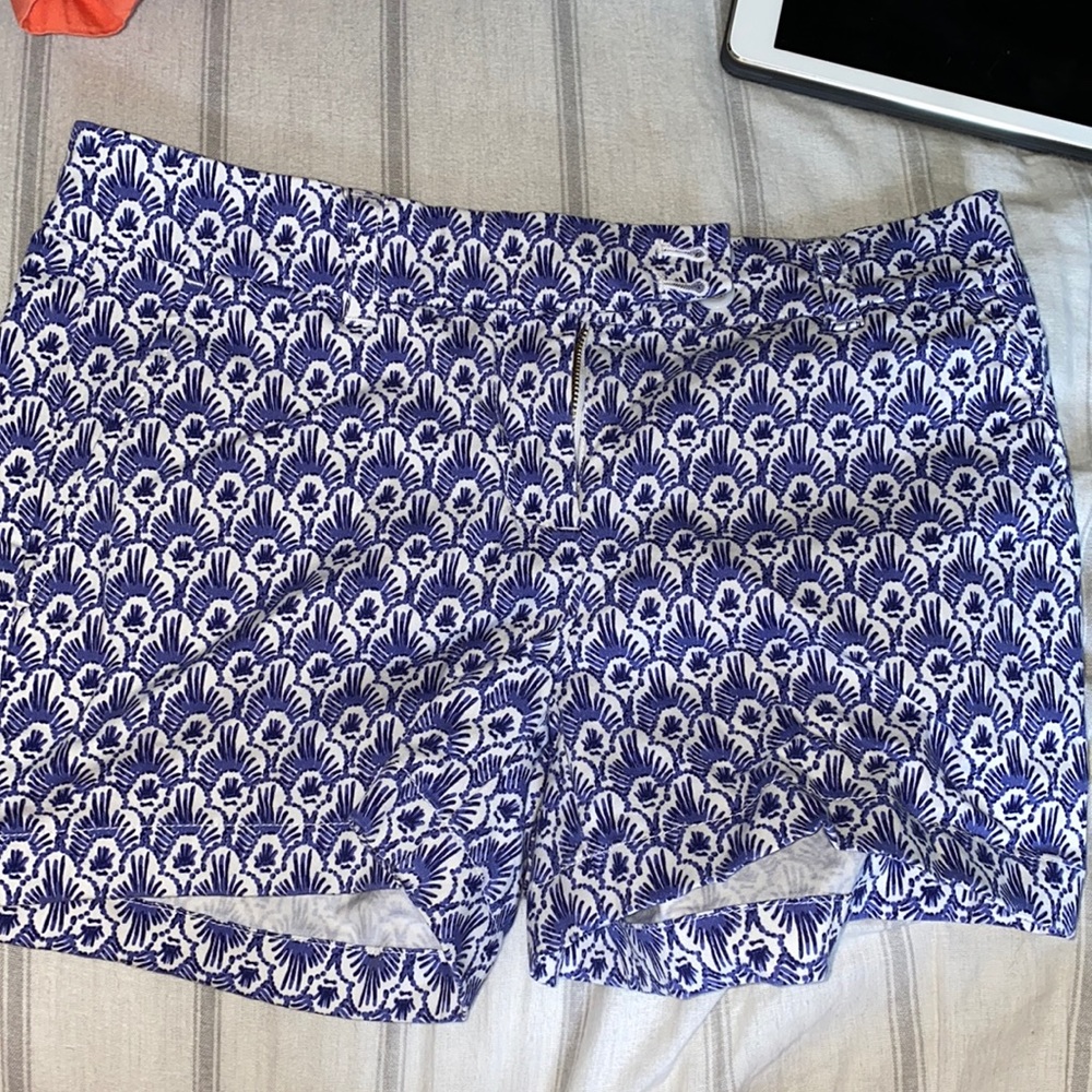 Vineyard Vines shorts